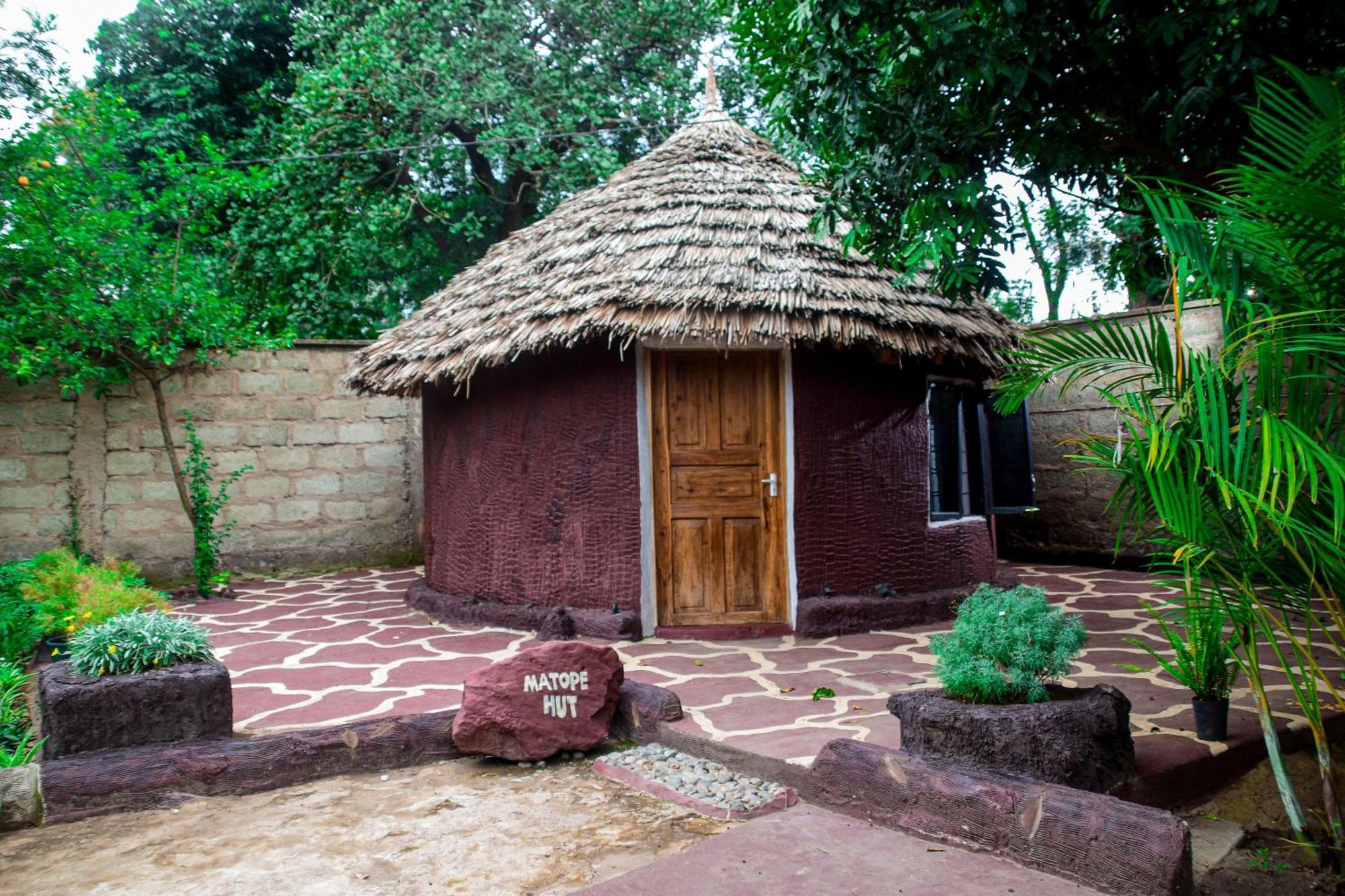 Charming Eco-Homestay Near Kilimanjaro International Airport Arusha Bilik gambar